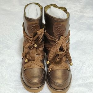 Guess Bronze Boots Faux Fur Lined Slip On Warm